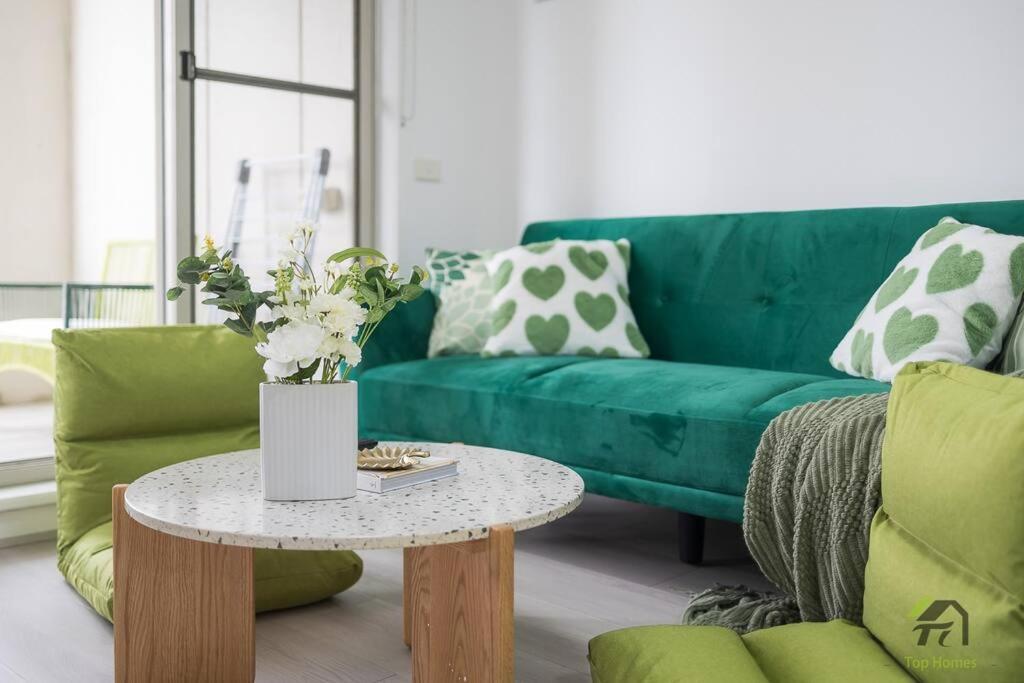 Apartment Utopia 2b2b In Wentworth Point&olympic Park Sydney